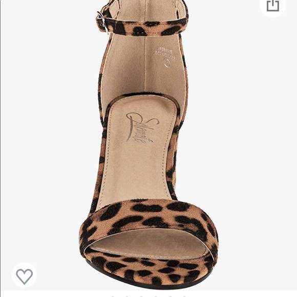 ILLUDE Women's Fashion Ankle Strap Kitten Heel Sandals Cute Low Block Heel - Picture 2 of 12